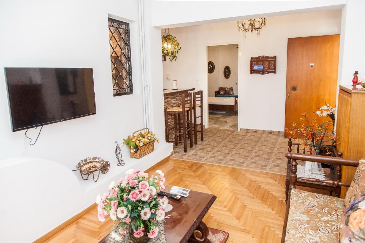 Beautiful Apartment In Pagkrati -Gtd95601 Athens Exterior photo